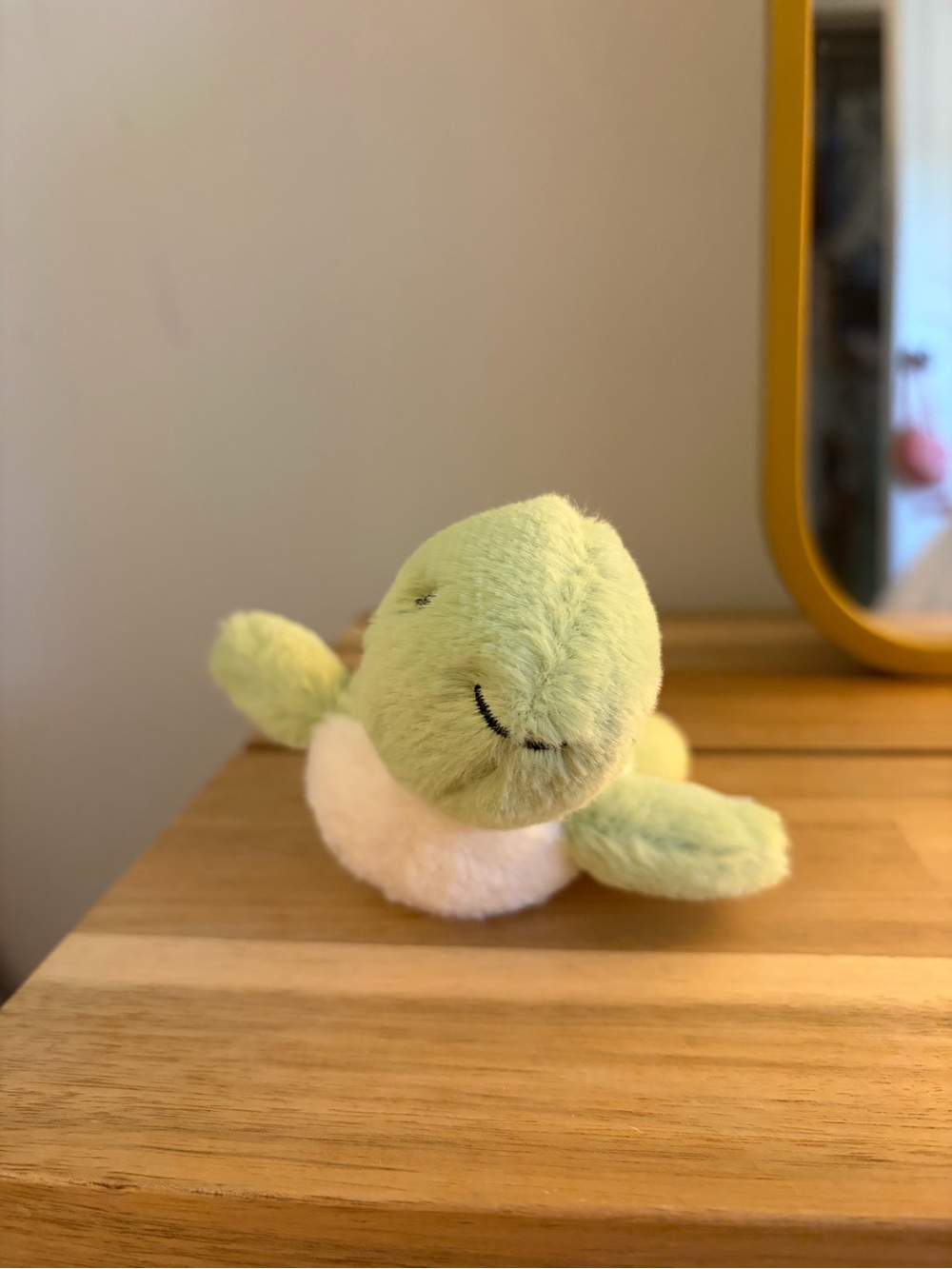 Jellycat fluffy mini turtle - Picture 2 of 7